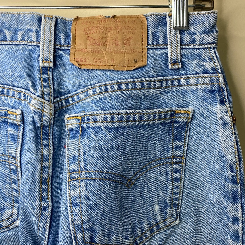 Vintage Levi’s 551 - Relaxed Fit Tapered Leg